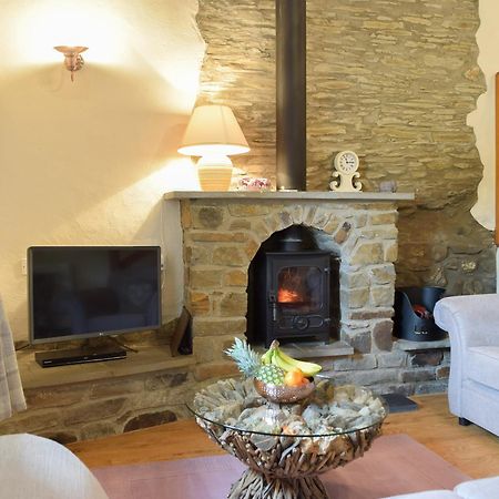 Villa Hay Barn - Dinas Country Club Extérieur photo