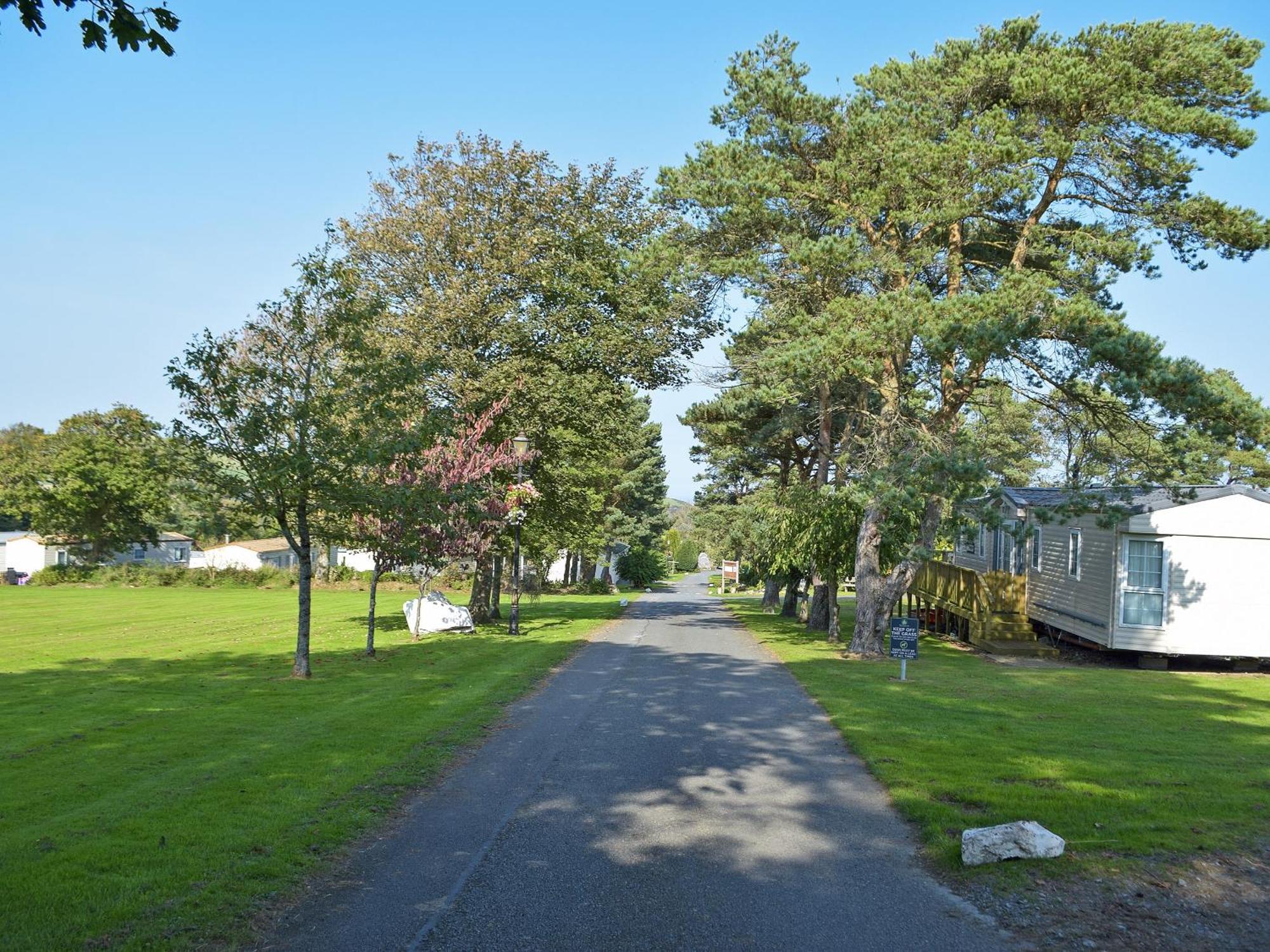 Villa Hay Barn - Dinas Country Club Extérieur photo